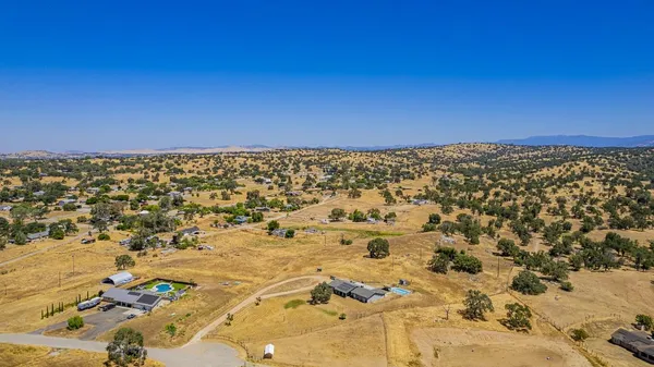 $529,000 | 35095 Rough Rider Way, Raymond, CA 93653