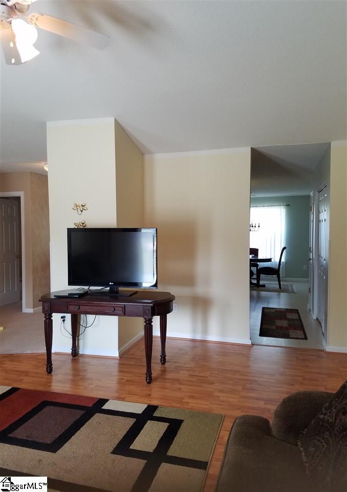2042 Fairview Road Fountain Inn, SC 29644 - Photo 11 of 33