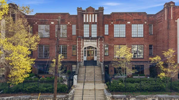 $425,000 | 1000 East M L King Boulevard, Unit 203, Chattanooga, TN 37403