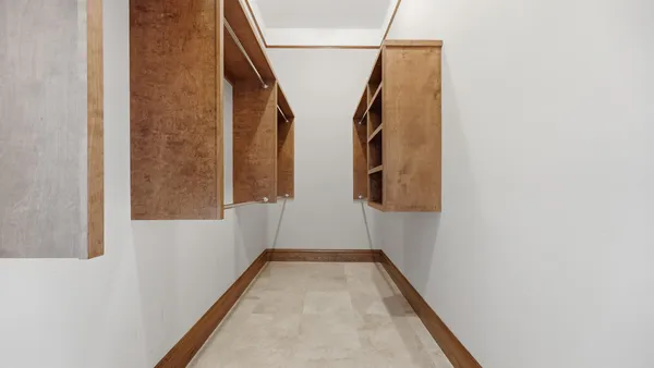 $425,000 | 1000 East M L King Boulevard, Unit 203, Chattanooga, TN 37403