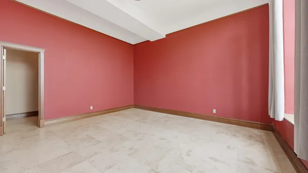 $425,000 | 1000 East M L King Boulevard, Unit 203, Chattanooga, TN 37403