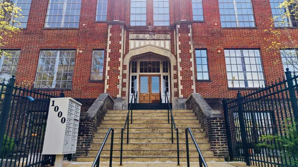 $425,000 | 1000 East M L King Boulevard, Unit 203, Chattanooga, TN 37403