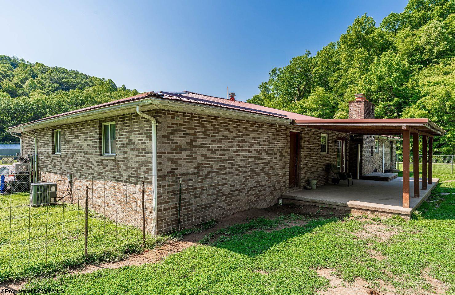 2122 Daybrook Road Fairview, WV 26570 - Photo 19 of 23 Gallery Image 19