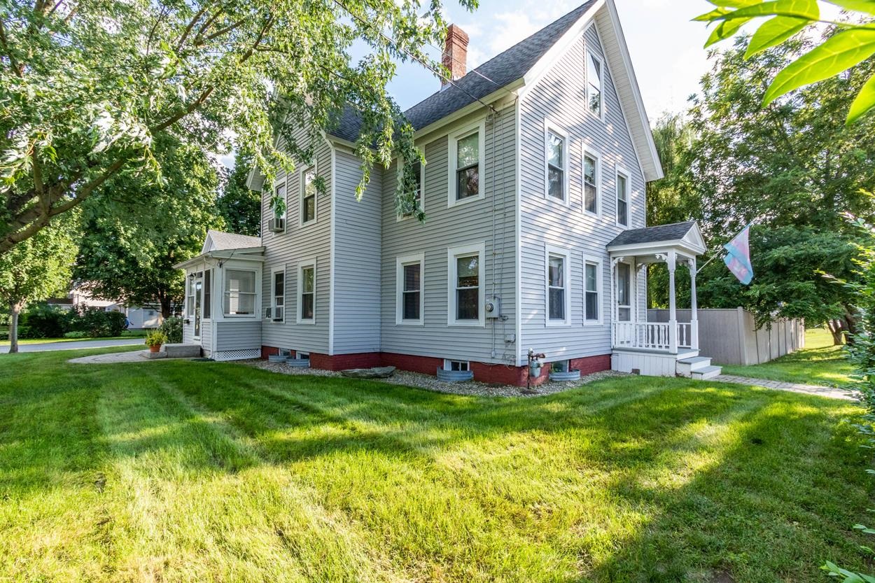 53 Clinton Street Concord, NH 03301 - Photo 1 of 39