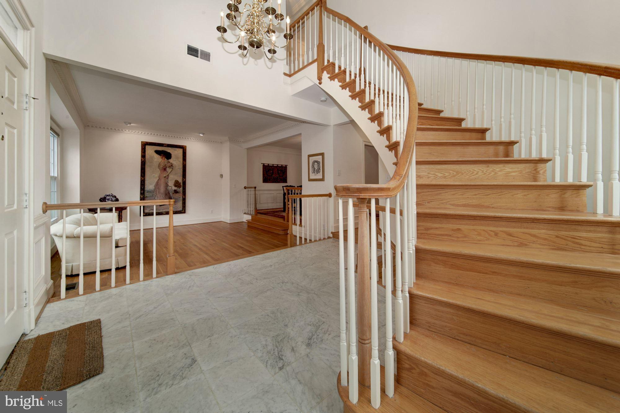 8020 Quarry Ridge Way Bethesda, MD 20817 - Photo 5 of 35 Foyer looking to Living Room