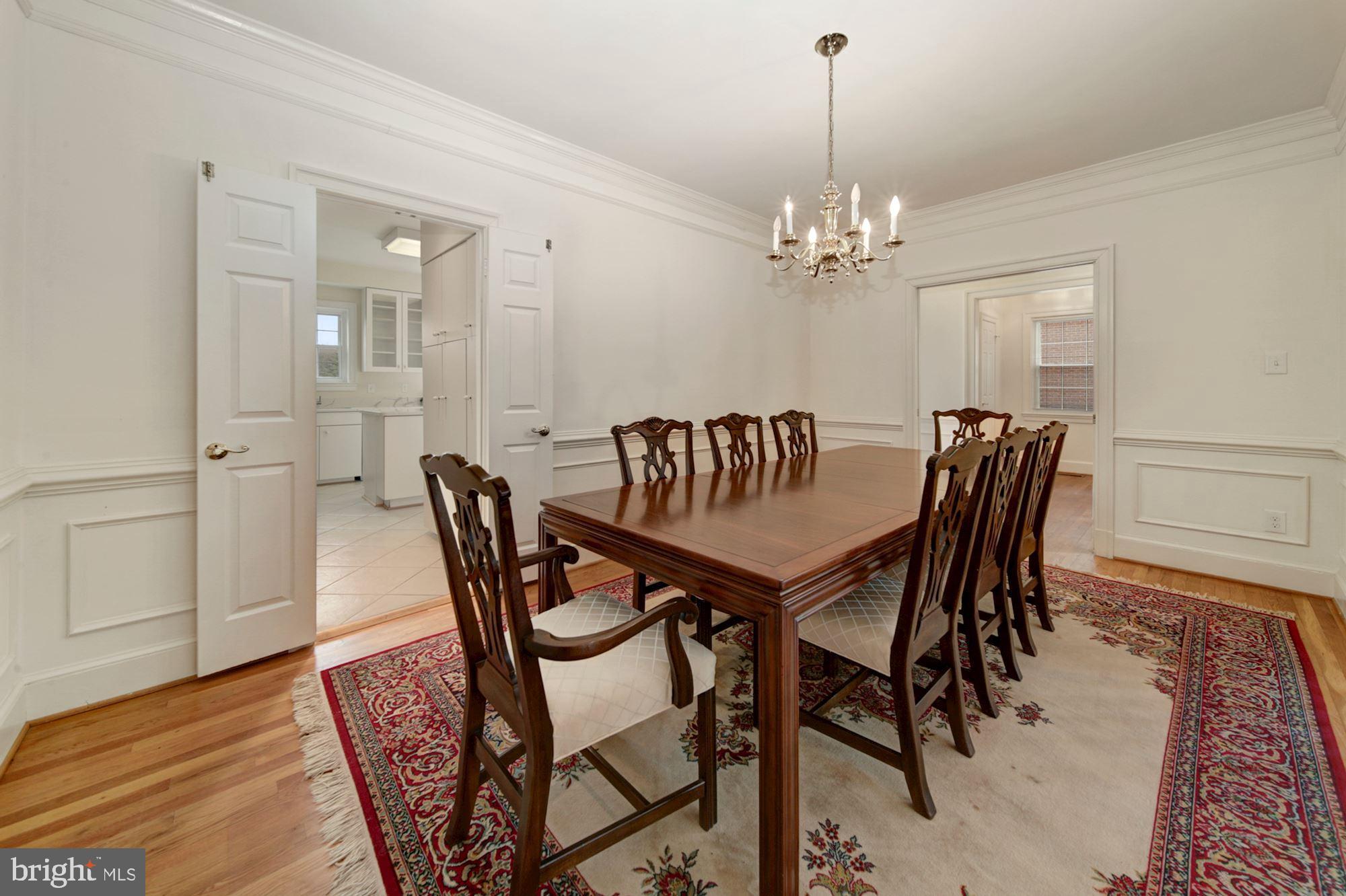 8020 Quarry Ridge Way Bethesda, MD 20817 - Photo 7 of 35 Dining Room