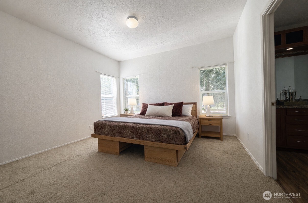 700 North Reed Street, Unit 21 Sedro-Woolley, WA 98284 - Photo 8 of 14