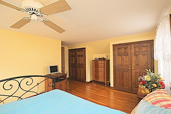 32 Meadowview Road Foxboro, MA 02035 - Photo 11 of 18 Gallery Image 11