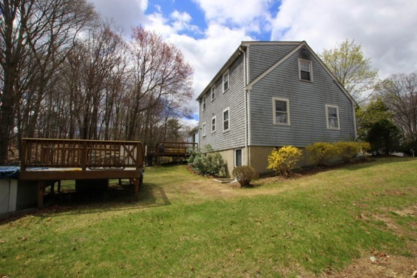 32 Meadowview Road Foxboro, MA 02035 - Photo 15 of 18 Gallery Image 15