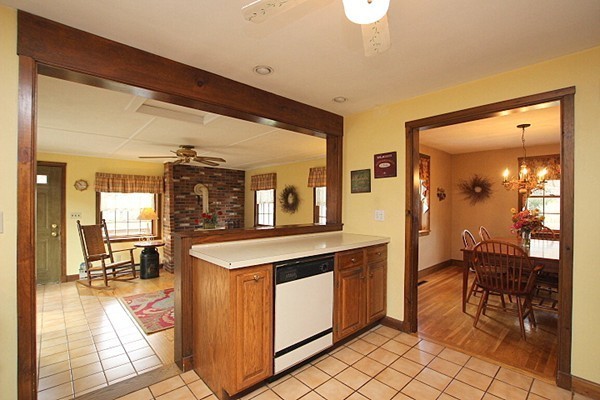 32 Meadowview Road Foxboro, MA 02035 - Photo 6 of 18 Gallery Image 6