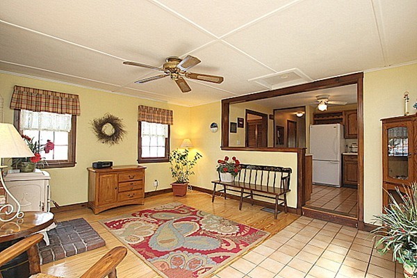 32 Meadowview Road Foxboro, MA 02035 - Photo 8 of 18 Gallery Image 8