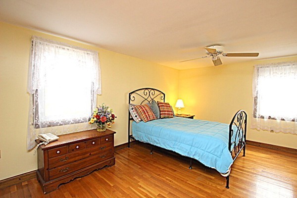 32 Meadowview Road Foxboro, MA 02035 - Photo 10 of 18 Gallery Image 10