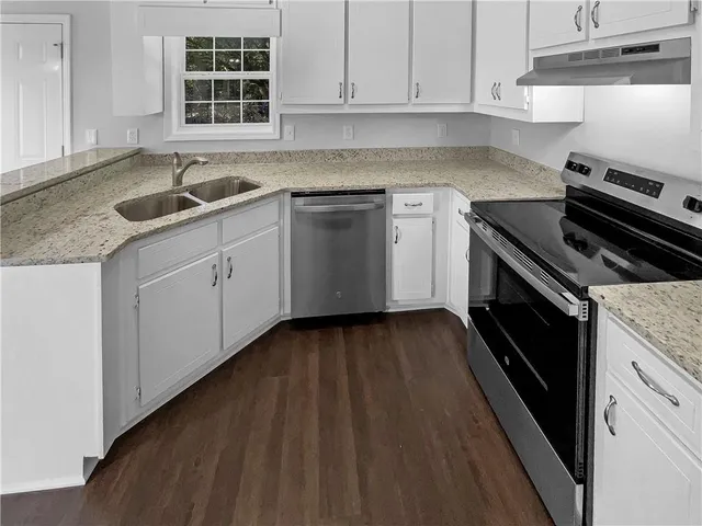 $327,000 | 5049 Holly Hock Drive, Flowery Branch, GA 30542