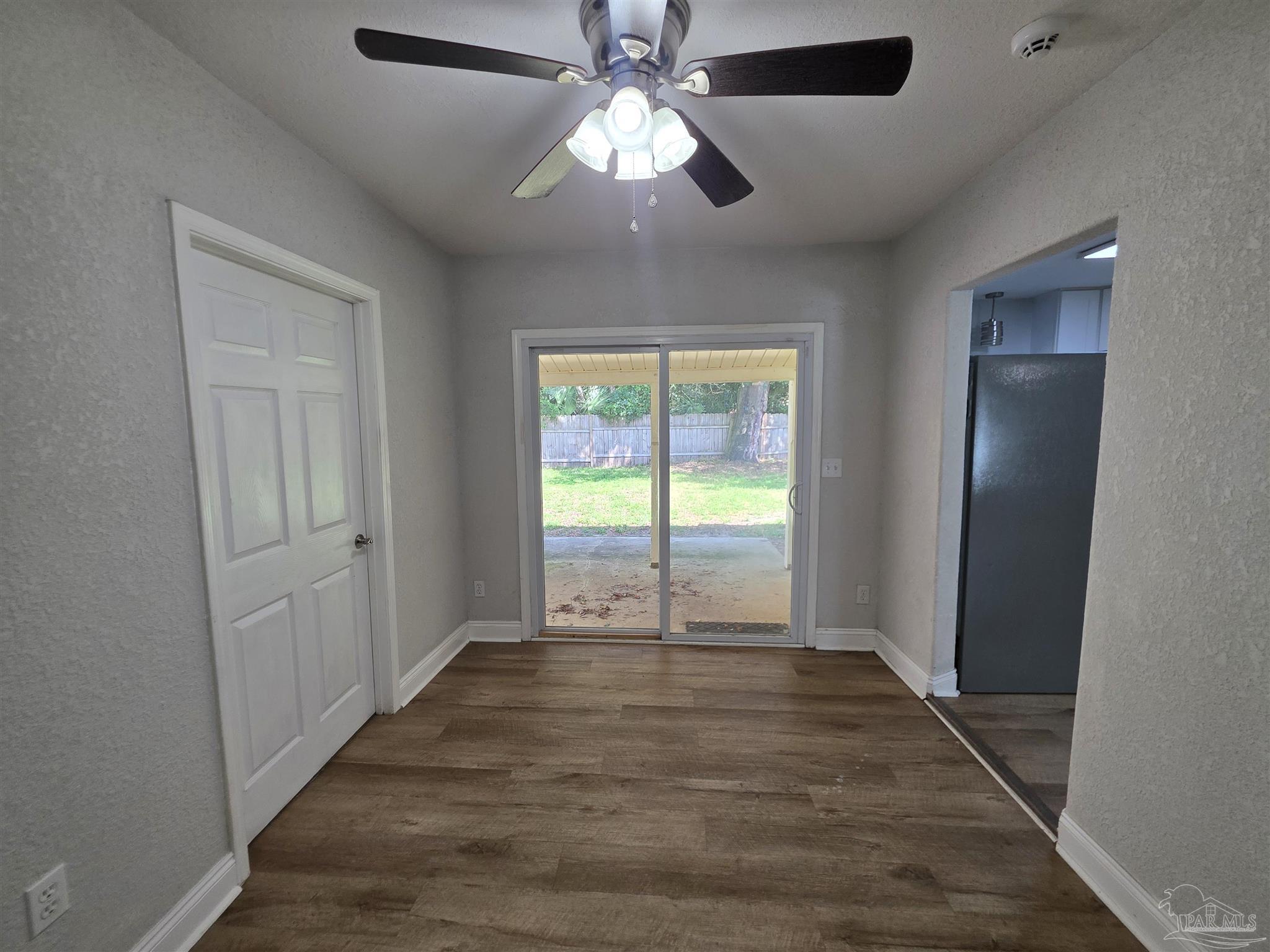 109 Reed Road Pensacola, FL 32507 - Photo 8 of 30