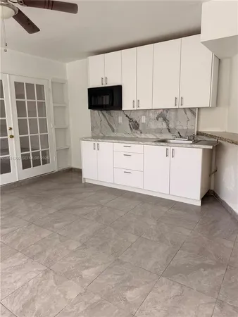 $2,200 | 6613 Evergreen Drive, Unit B, Miramar, FL 33023
