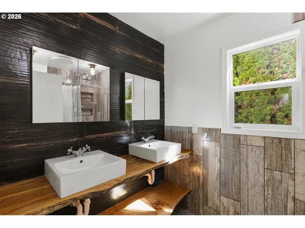 $589,000 | 1800 Northwest Sluman Road, Vancouver, WA 98665