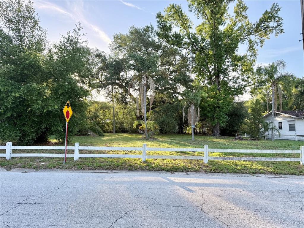 304 Springdale Place Temple Terrace, FL 33617 - Photo 7 of 7