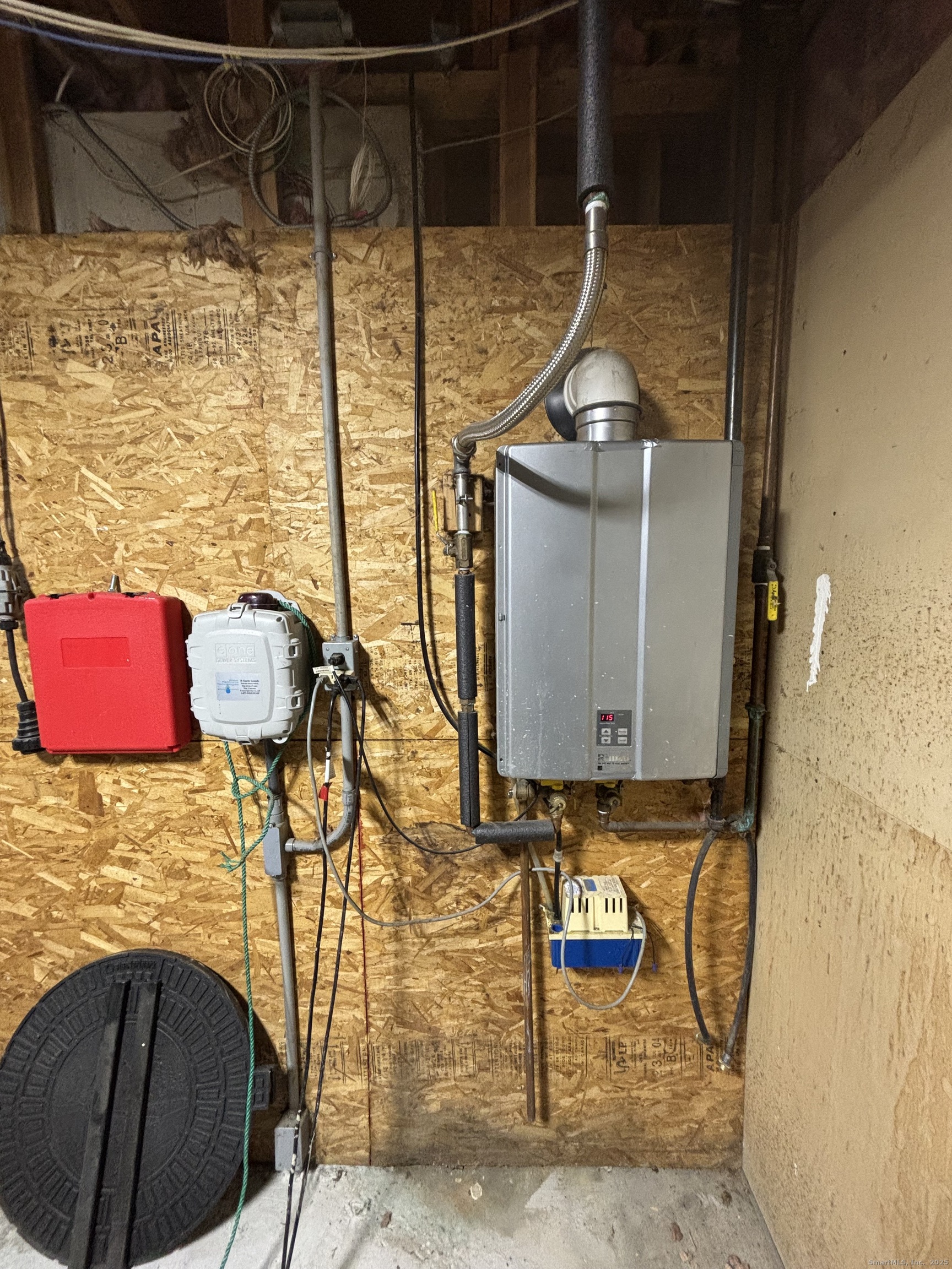 33 Walnut Tree Hill Road Shelton, CT 06484 - Photo 20 of 27 a bathroom with a sink and mirror