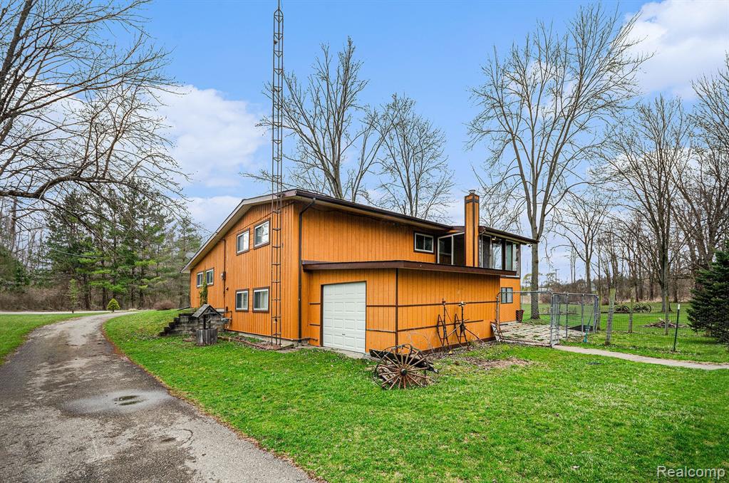 8297 Jordan Road Grand Blanc, MI 48439 - Photo 28 of 34