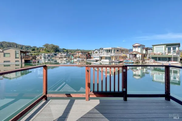$750,000 | 31 South 40 Dock, Sausalito, CA 94965