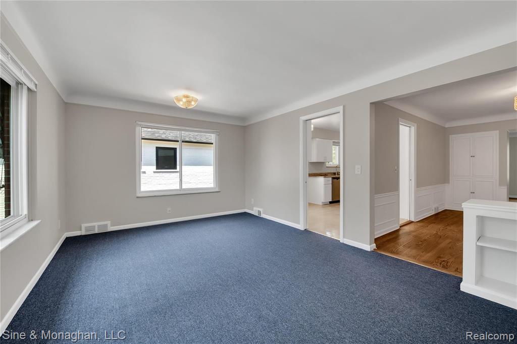 791 Harcourt Road Grosse Pointe, MI 48230 - Photo 17 of 40