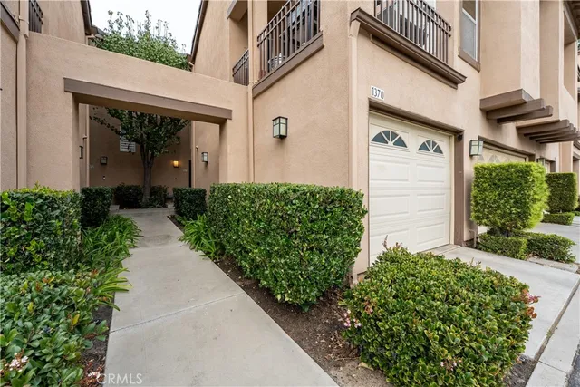 $799,900 | 1370 South Country Glen Way, Anaheim Hills, CA 92808
