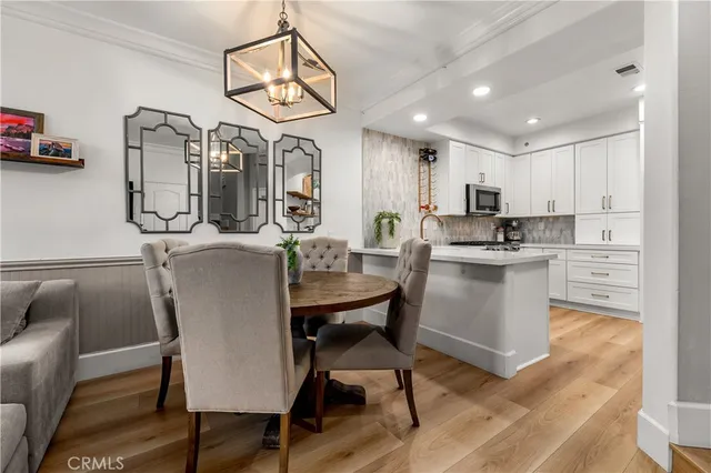 $799,900 | 1370 South Country Glen Way, Anaheim Hills, CA 92808