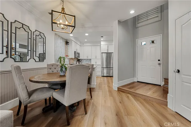 $799,900 | 1370 South Country Glen Way, Anaheim Hills, CA 92808