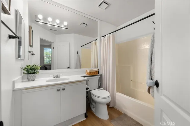 $799,900 | 1370 South Country Glen Way, Anaheim Hills, CA 92808