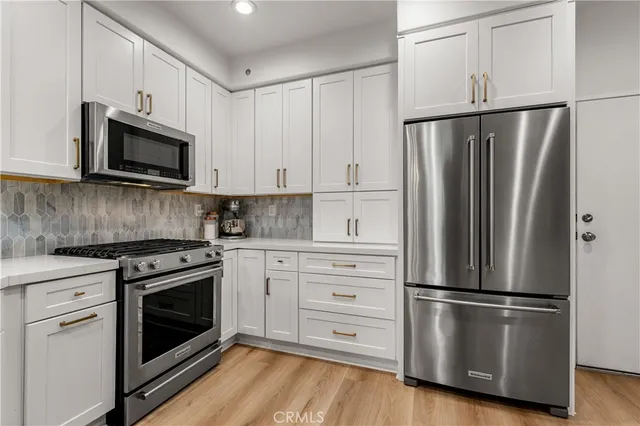 $799,900 | 1370 South Country Glen Way, Anaheim Hills, CA 92808