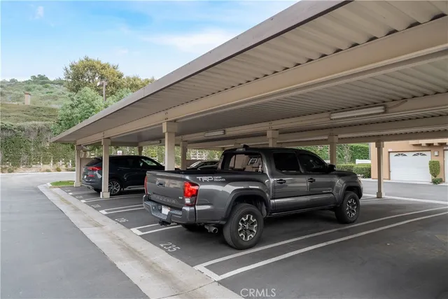 $799,900 | 1370 South Country Glen Way, Anaheim Hills, CA 92808