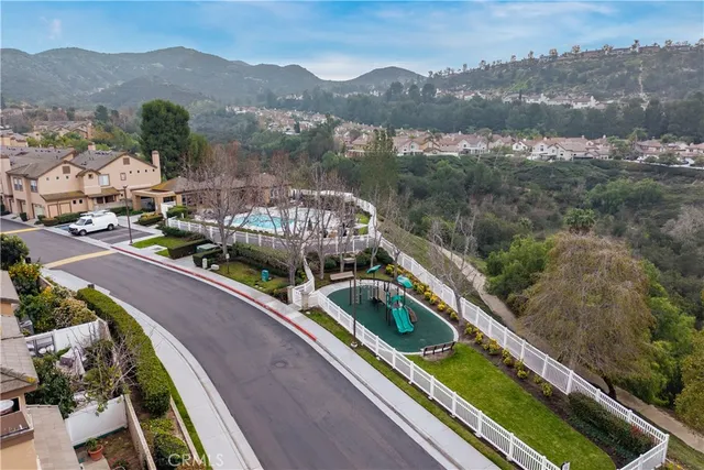 $799,900 | 1370 South Country Glen Way, Anaheim Hills, CA 92808