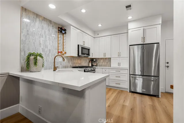 $799,900 | 1370 South Country Glen Way, Anaheim Hills, CA 92808