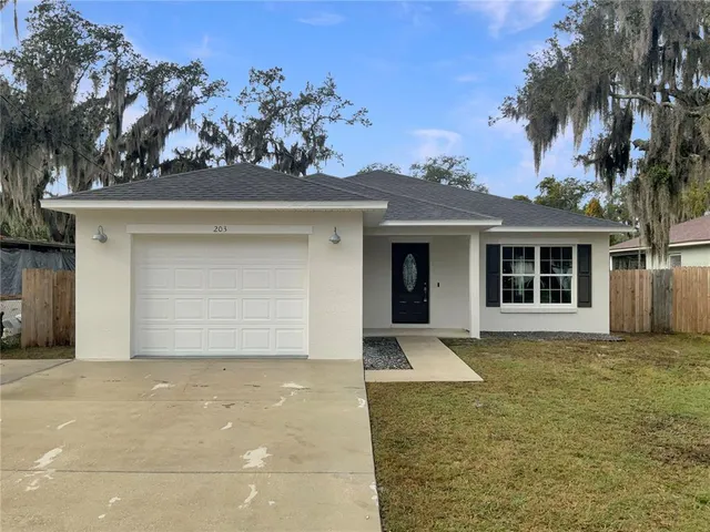 $270,000 | 203 Clayton Road, Auburndale, FL 33823