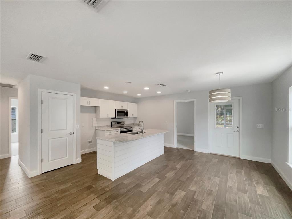 203 Clayton Road Auburndale, FL 33823 - Photo 11 of 21