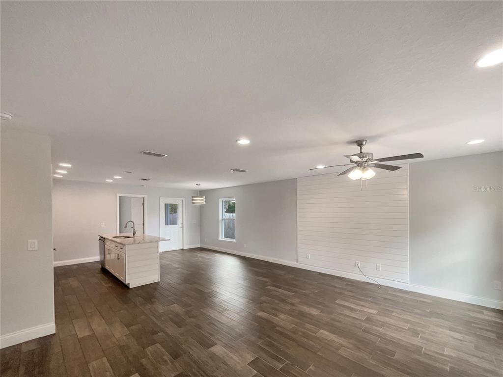 203 Clayton Road Auburndale, FL 33823 - Photo 9 of 21