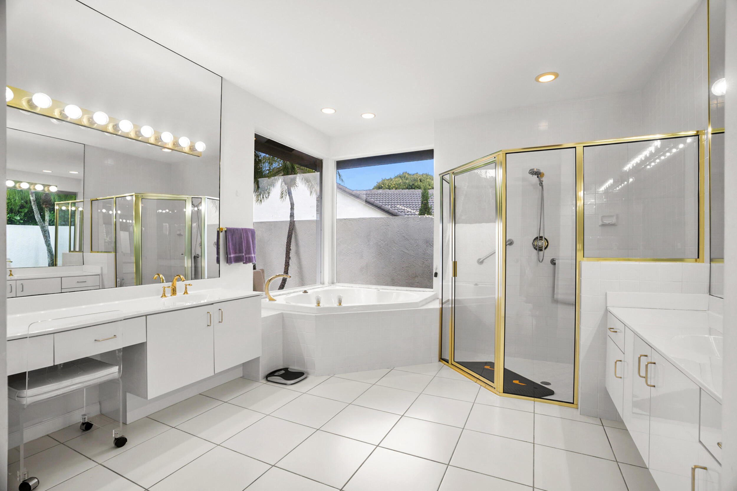 7946 Shelby Circle Boca Raton, FL 33496 - Photo 16 of 22 master bath