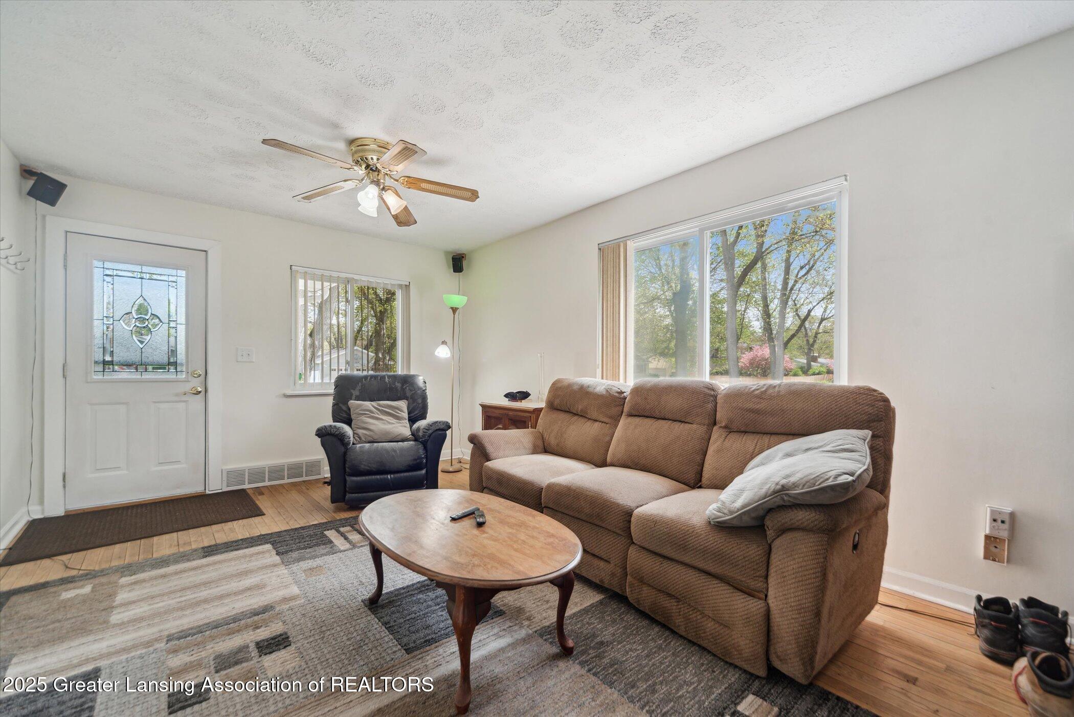 6028 Rolfe Road Lansing, MI 48911 - Photo 9 of 40 09-6028-Rolfe-Rd-Lansing-MI-48911-Window