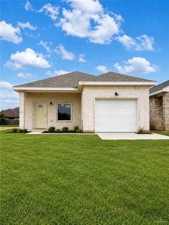 $1,500 | 622 West 25th Street, Mission, TX 78574