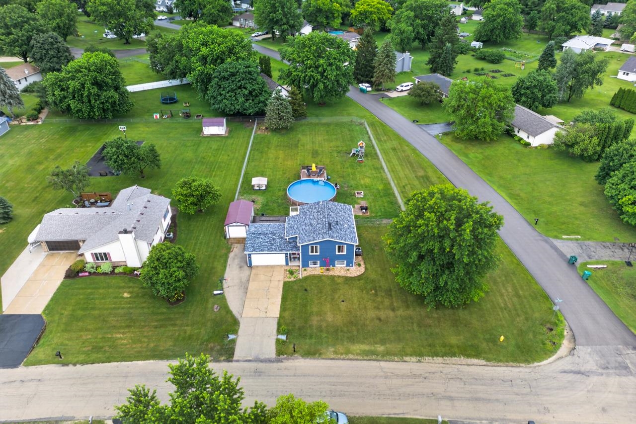 11515 Cedarbrook Road Roscoe, IL 61073 - Photo 2 of 30
