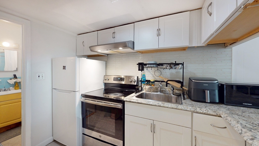 513 Beacon Street, Unit 5 Boston, MA 02215 - Photo 10 of 20