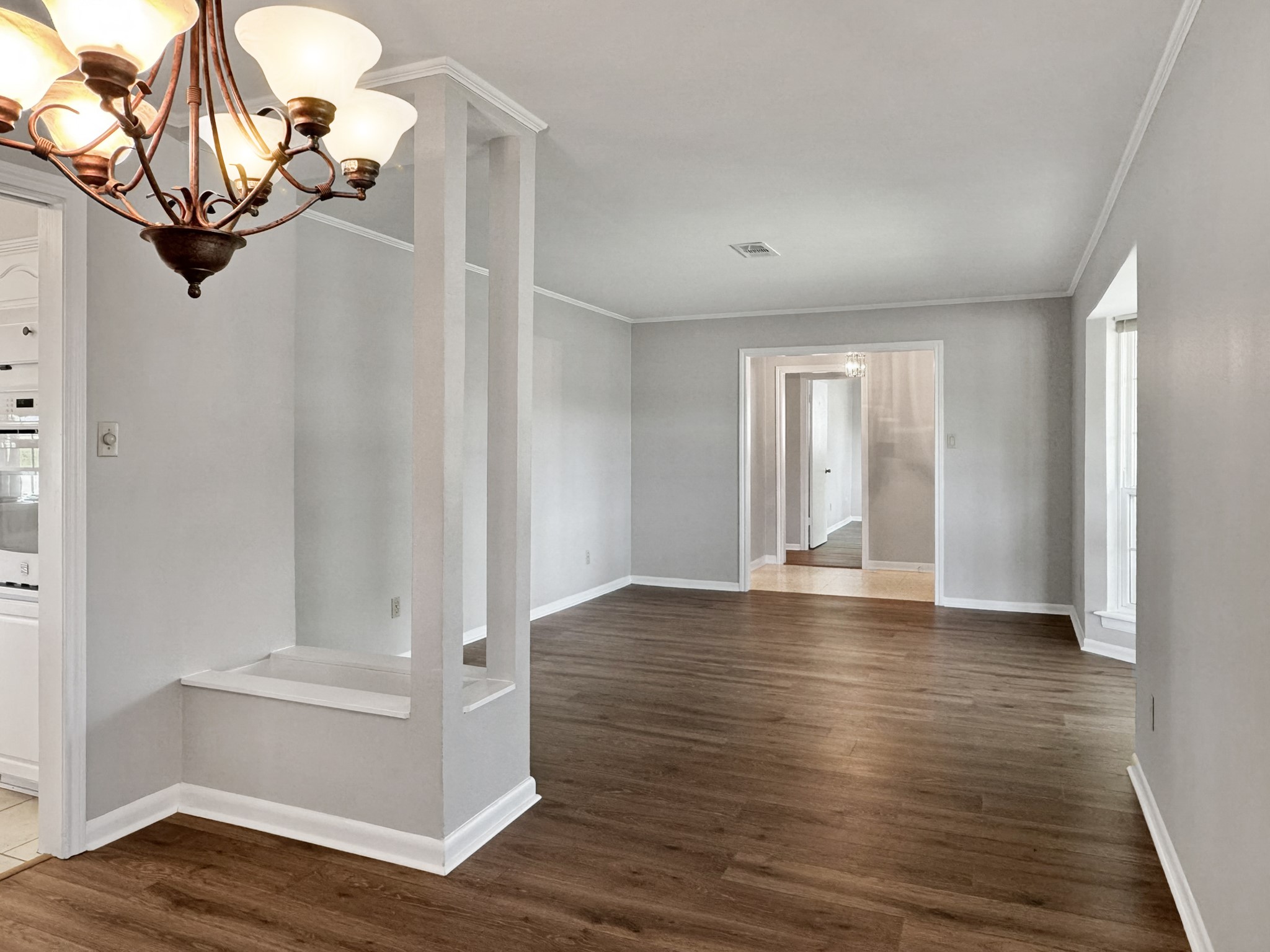 1726 Capstan Road Houston, TX 77062 - Photo 7 of 31 Gallery Image 7