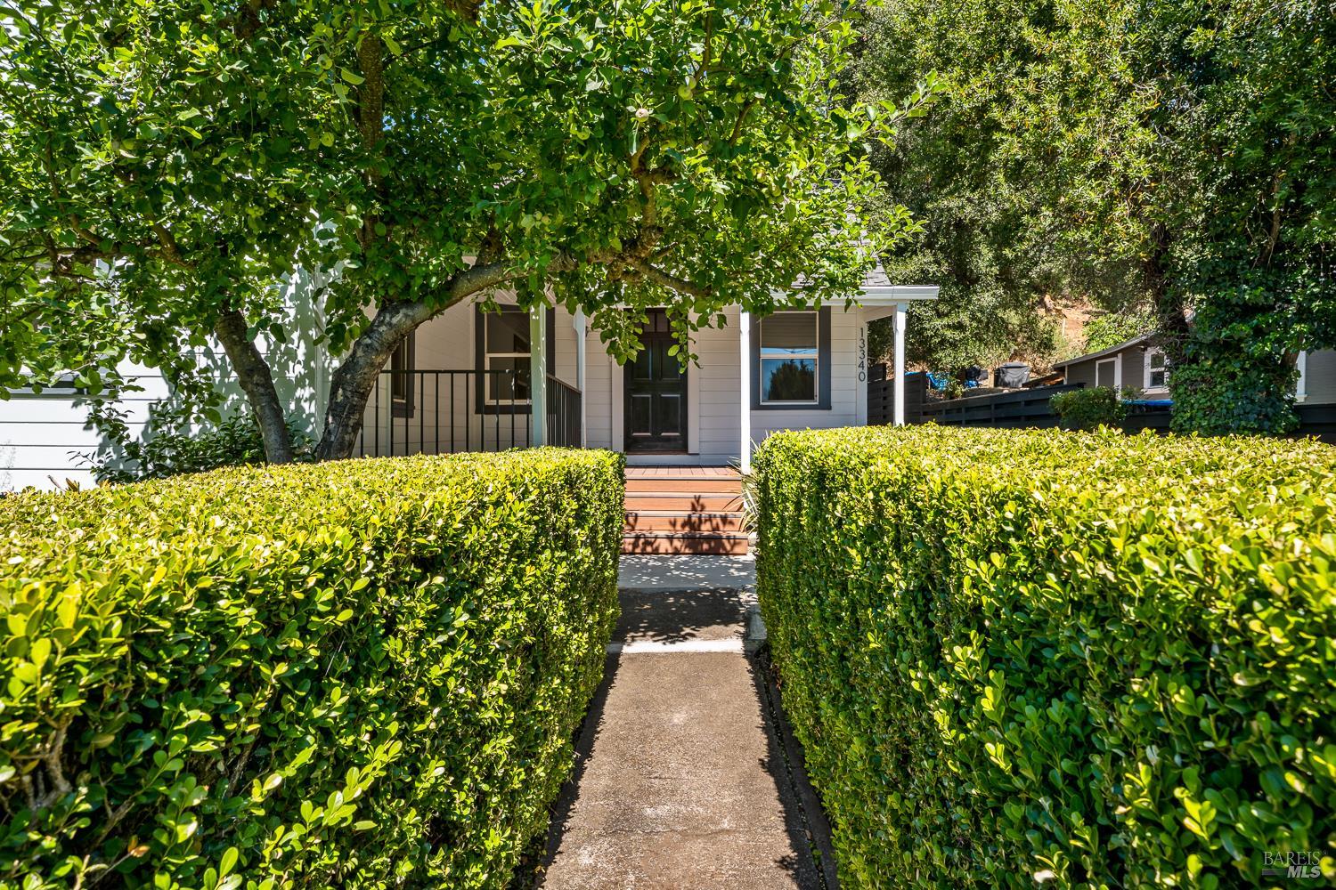 1344 Spring Street Hopland, CA 95449 - Photo 3 of 28
