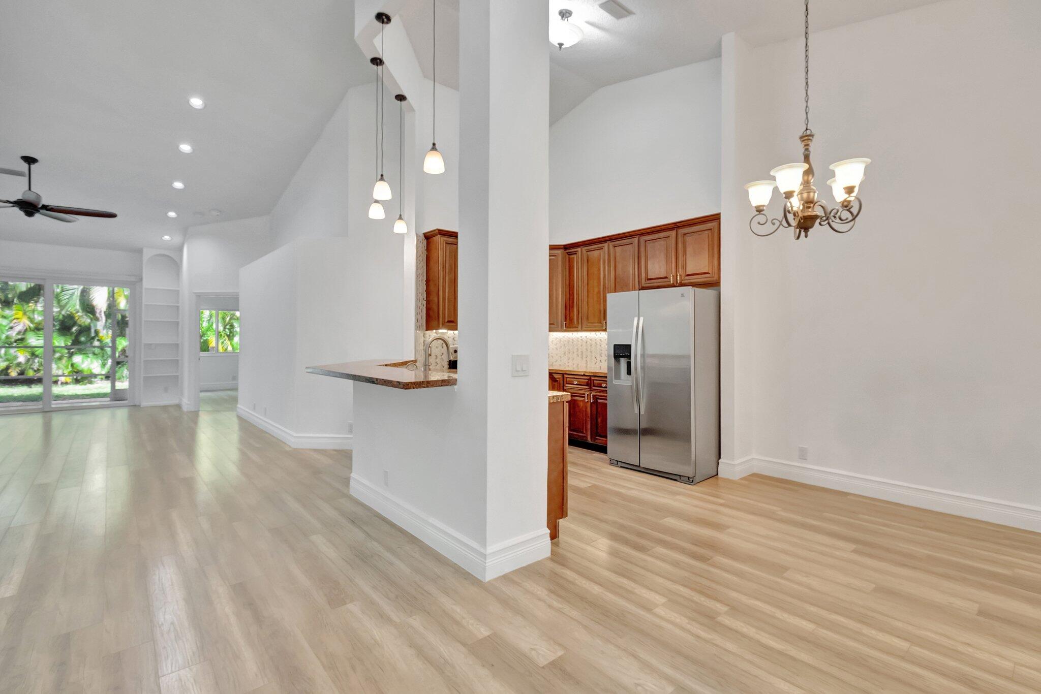 9237 Vineland Court, Unit F Boca Raton, FL 33496 - Photo 14 of 53 KITCHEN
