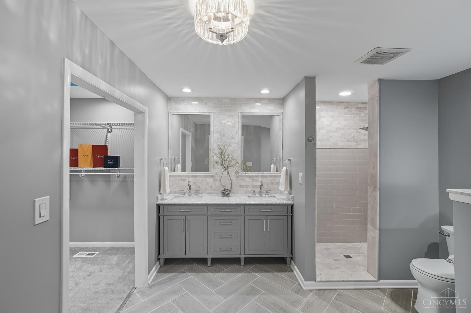 8811 Montgomery Road Cincinnati, OH 45236 - Photo 22 of 45 Gallery Image 22