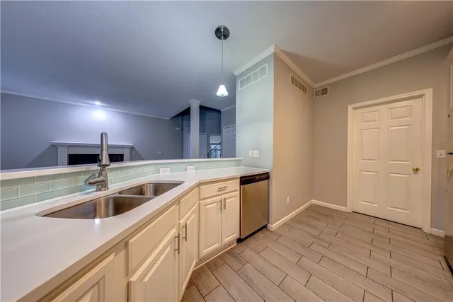 $360,000 | 9203 Boehm Drive, Lenexa, KS 66219