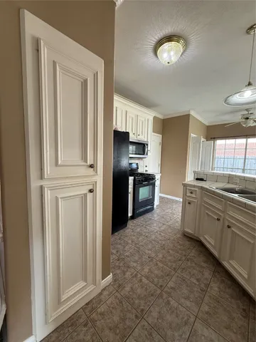 $1,700 | 21606 Windsor Castle Drive, Spring, TX 77388