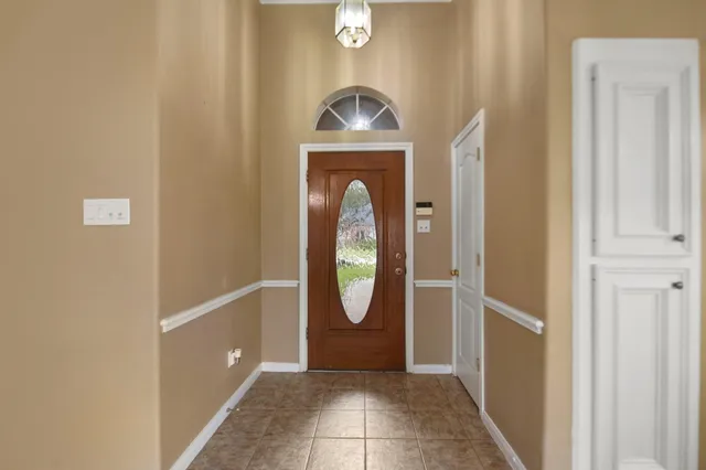 $1,700 | 21606 Windsor Castle Drive, Spring, TX 77388