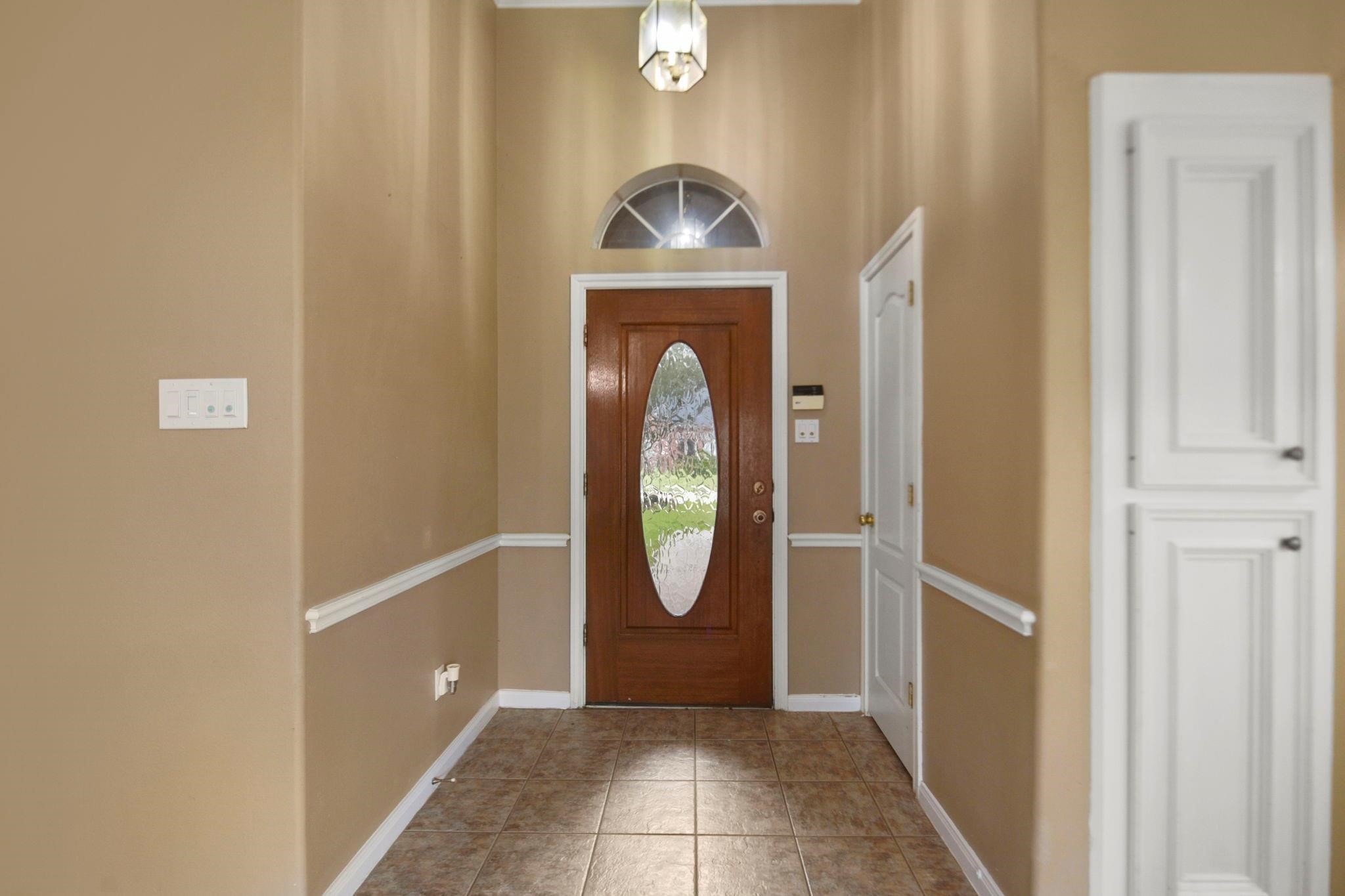 21606 Windsor Castle Drive Spring, TX 77388 - Photo 2 of 21