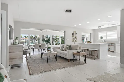 $900,000 | 541 Lillian Drive, Madeira Beach, FL 33708